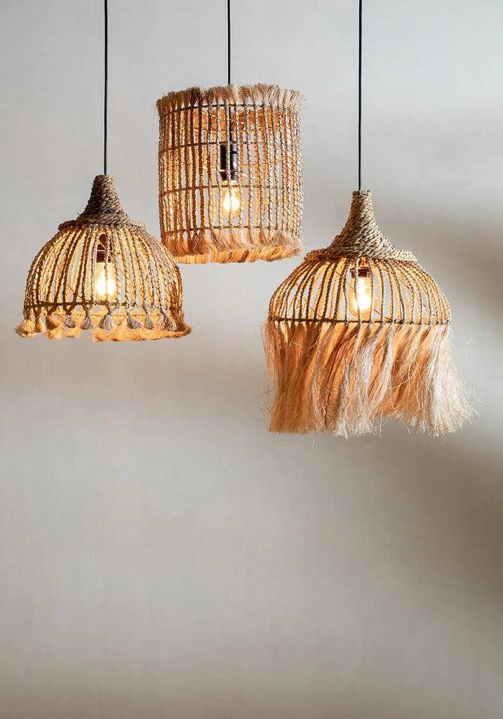 Boho hanglampen in vogelkooi-stijl, gemaakt van Abaca Grass voor een sfeervol interieur met duurzame materialen.