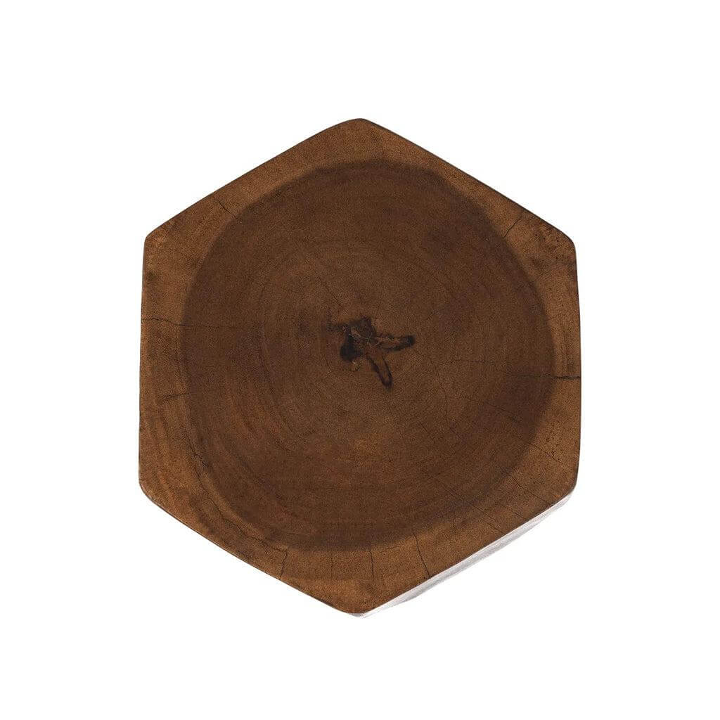 Prachtige Adira kruk van duurzaam suarhout met geometrische vorm en natuurlijke warme tinten, perfect voor elk interieur.