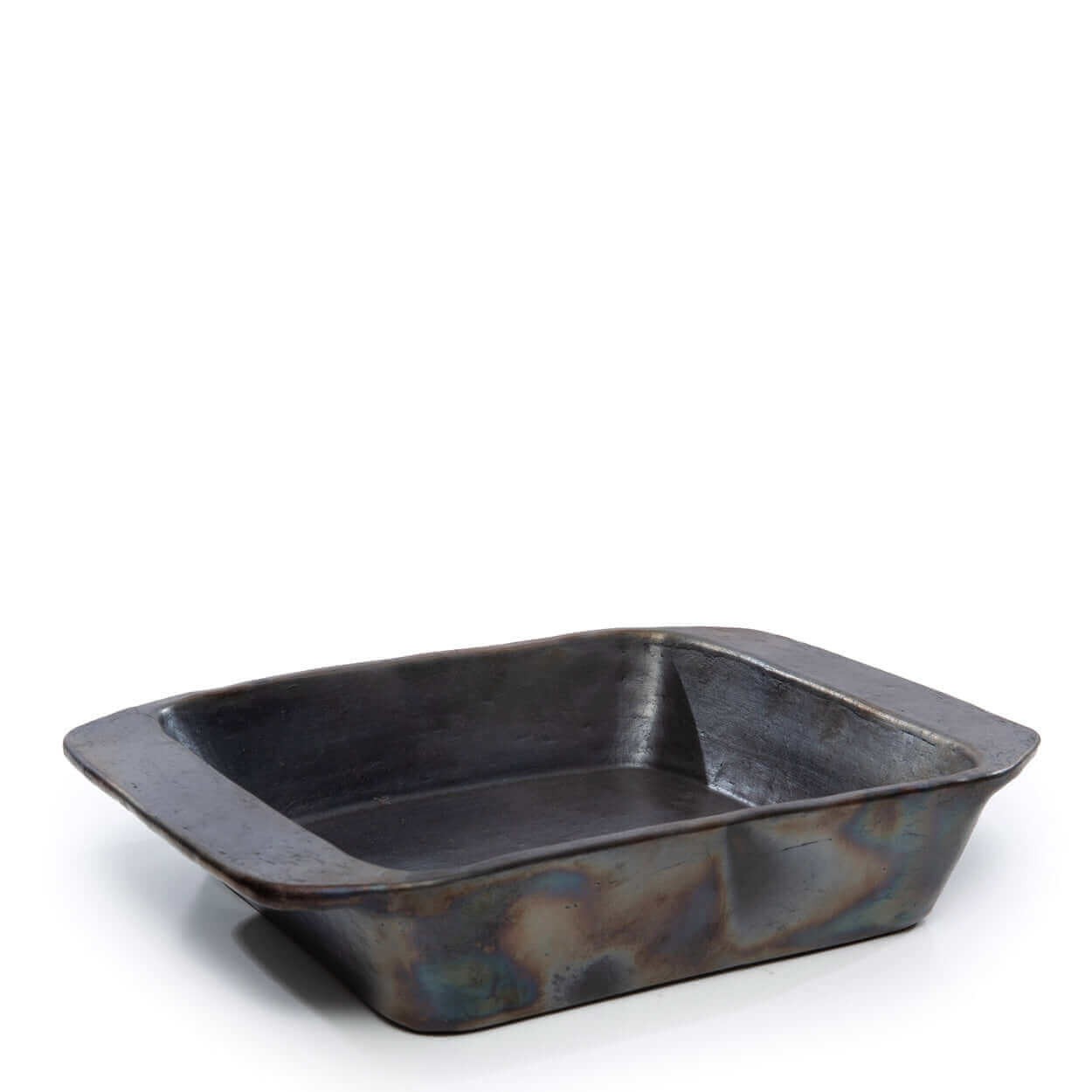 Zwarte terracotta ovenschaal gebrand ontwerp, 37x28x14 cm, ideaal voor gezellige maaltijden. Niet vaatwasmachinebestendig.