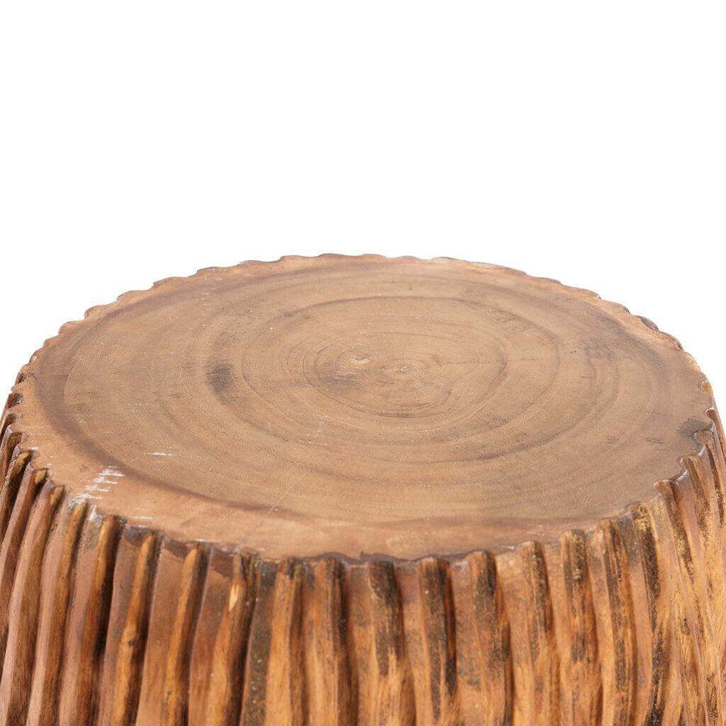 Handgemaakte Celebes kruk van Indonesisch suarhout in natuurlijke kleur, met boomring-design en robuuste constructie, 45cm hoog.