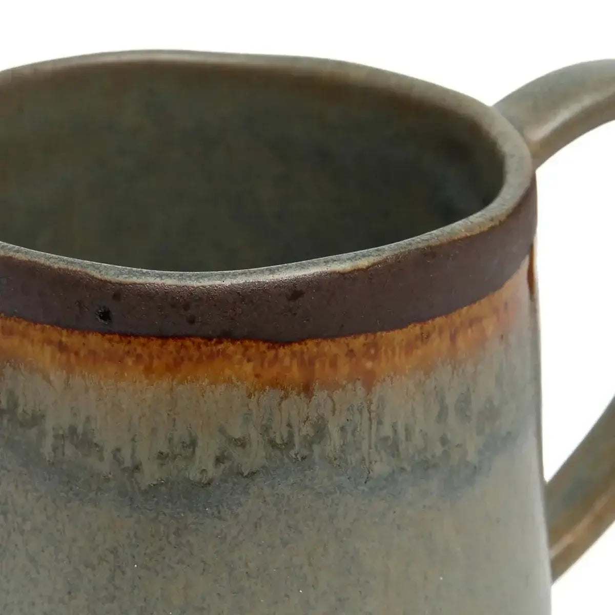Handmade Portuguese ceramic coffee mug in earthy tones, part of the De Côa-mok - L set of 6, showcasing elegant craftsmanship.