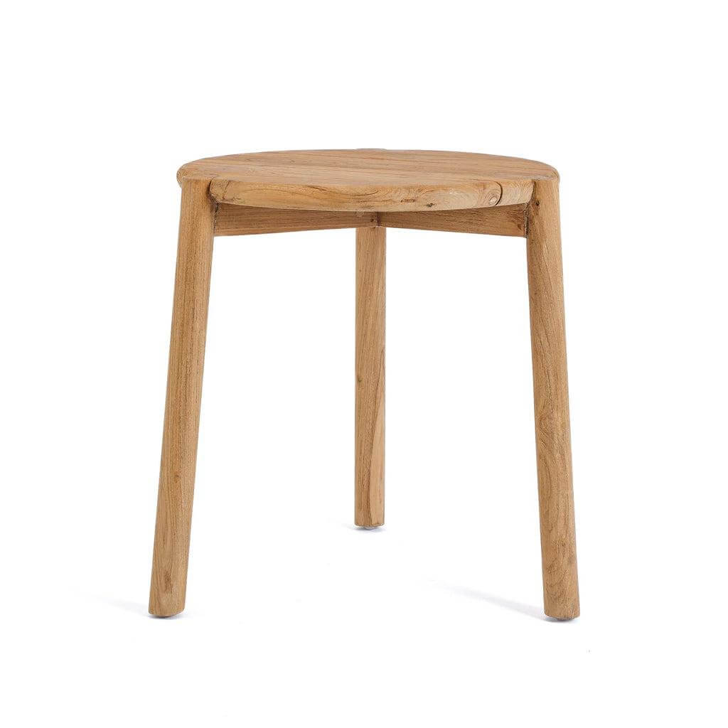 De Gilimanuk bijzettafel van teakhout, natuurlijk houtkleur, 47x47x50 cm, geschikt voor binnen en buiten, verzending op pallet
