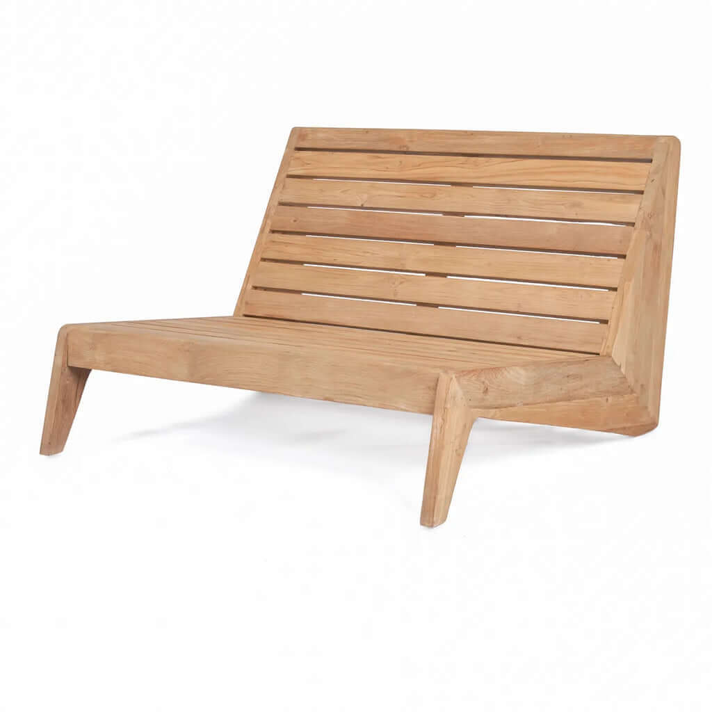 Teakhouten Lazy Tweezitsbank met modern design en comfortabele kussens, perfect voor in de tuin of op het terras.