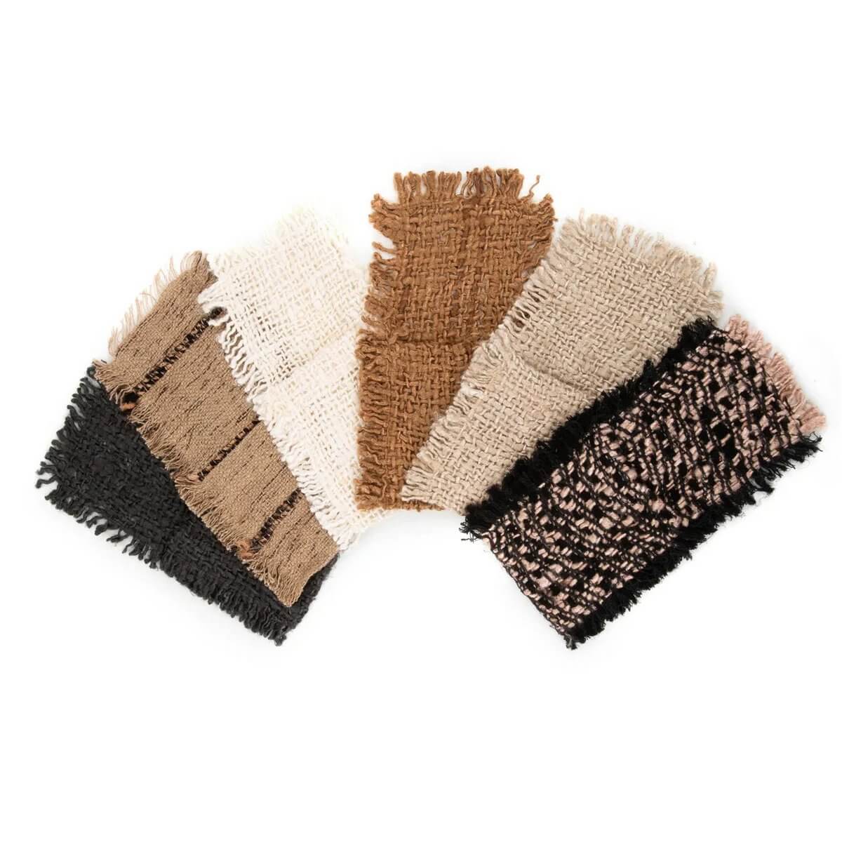 Set van 4 bohemian bestekhouders in beige met zachte katoen en zijdelook, perfect voor een luxe uitstraling op je eettafel.