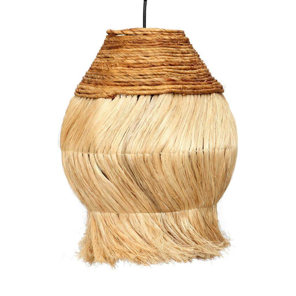 Hanglamp De Pencil Skirt, handgemaakt van gras, in natuurlijke kleur. Geschikt voor elke kamer, inclusief EU bekabeling. Afmetingen 45x30x30 cm.