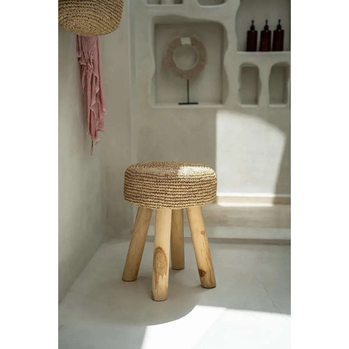 De Raffia Kruk - Natuurlijk-kruk-Bazar Bizar Living-Ik Hout ervan.