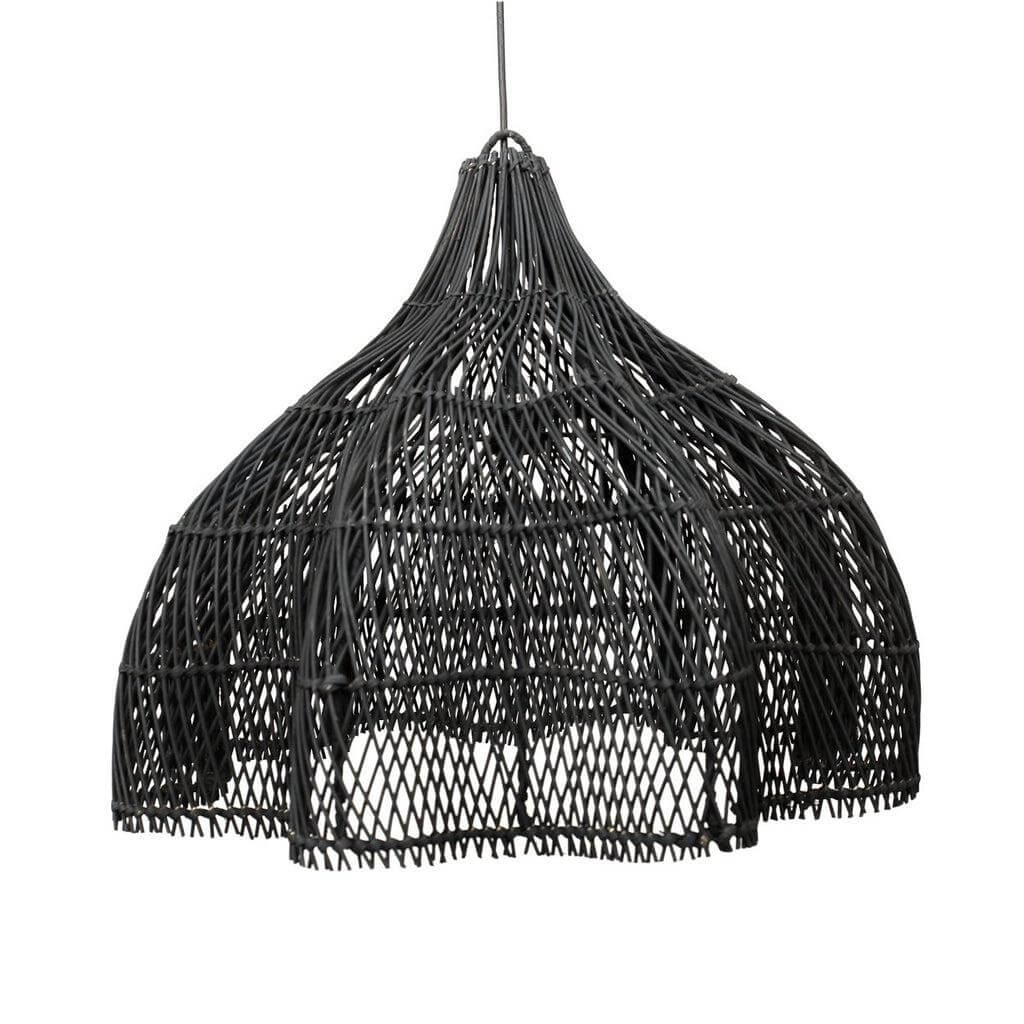 Zwarte rotan hanglamp De Whipped, boho stijl voor een warme sfeer in interieur, maat M.