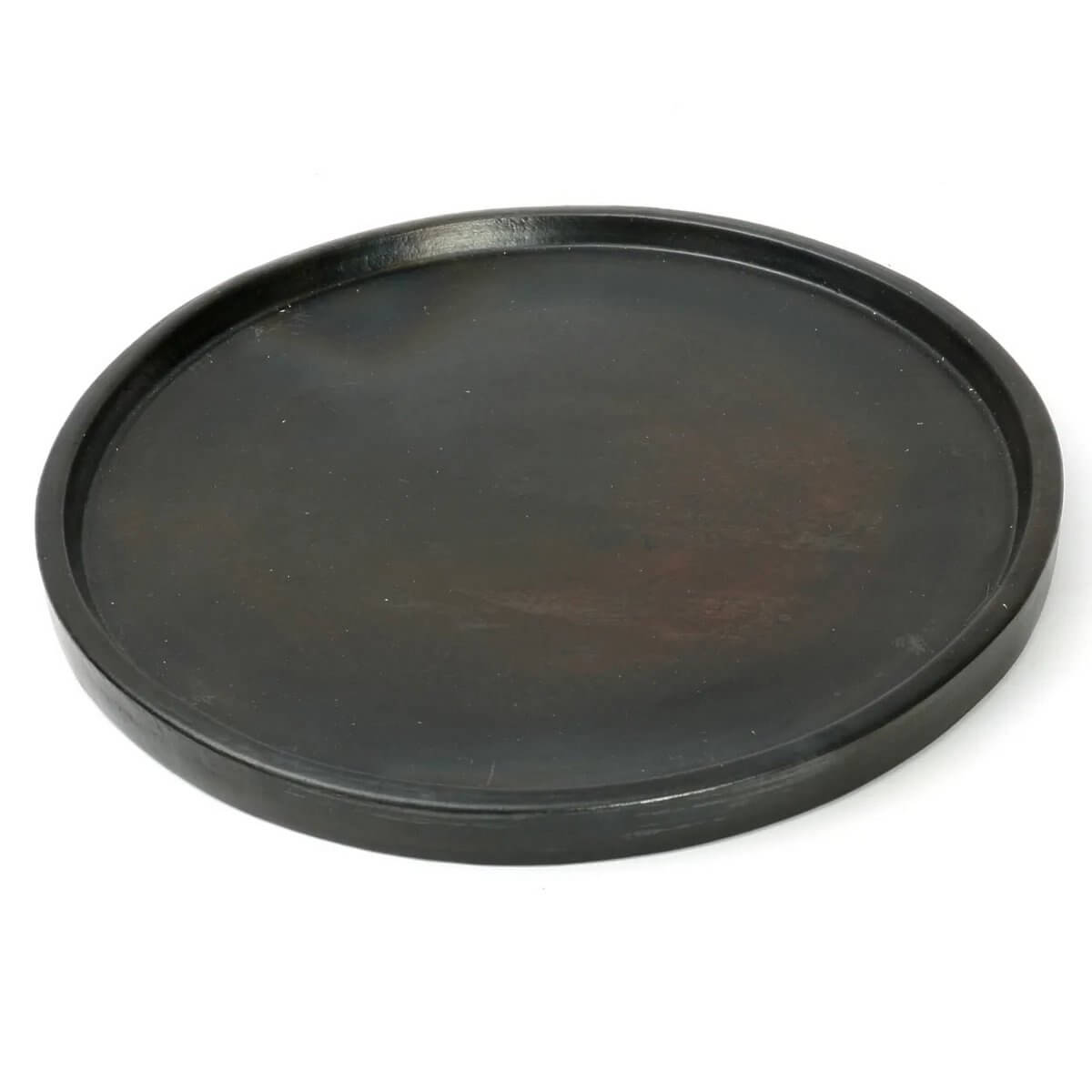 Luxurious black terracotta plate with a bohemian design, perfect for stylish dining settings. Bazar Bizar Living, 30cm diameter.