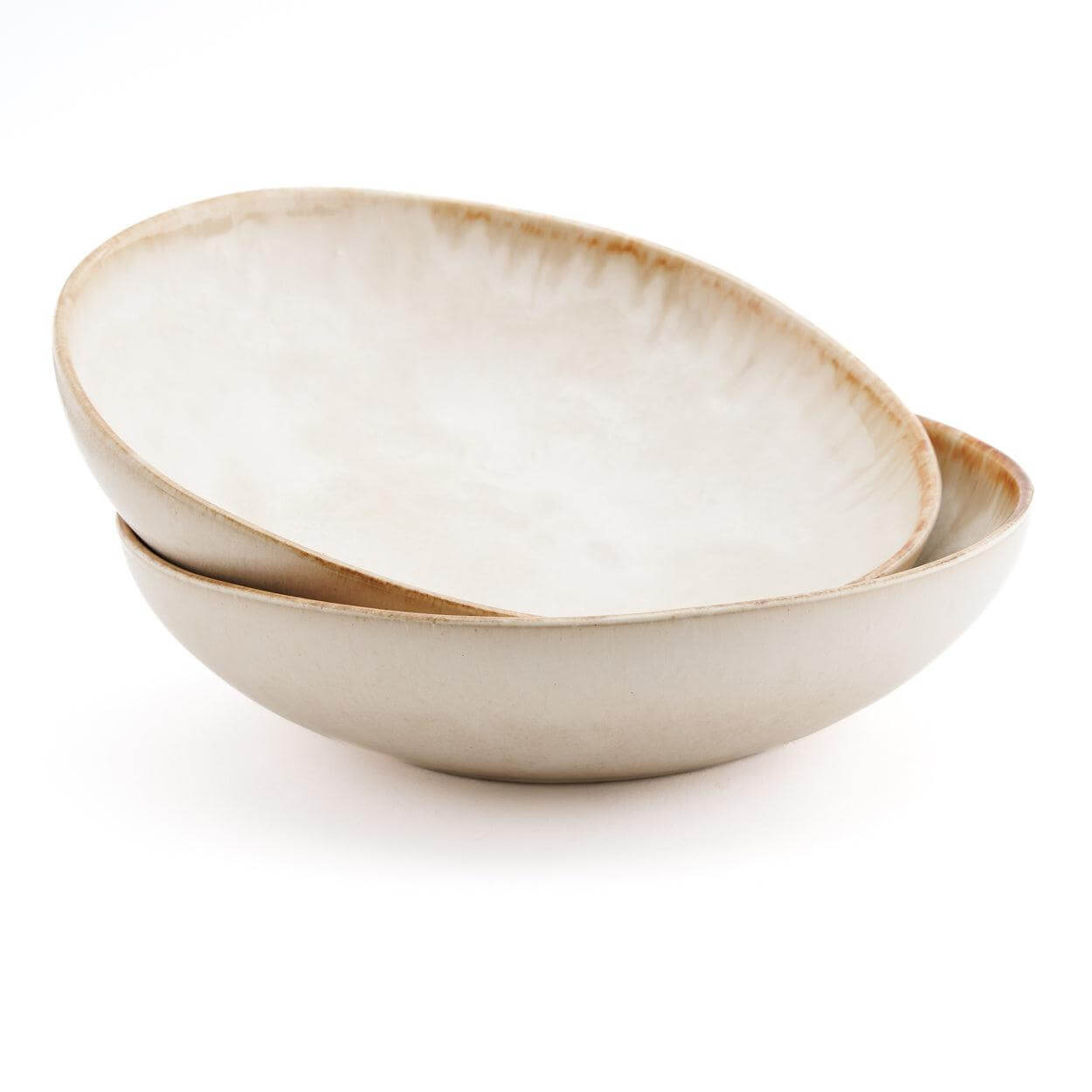 Twee witte Cascais pastaborden met geel accent, portugees keramiek, handgemaakt servies, perfect voor elke tafelsetting.