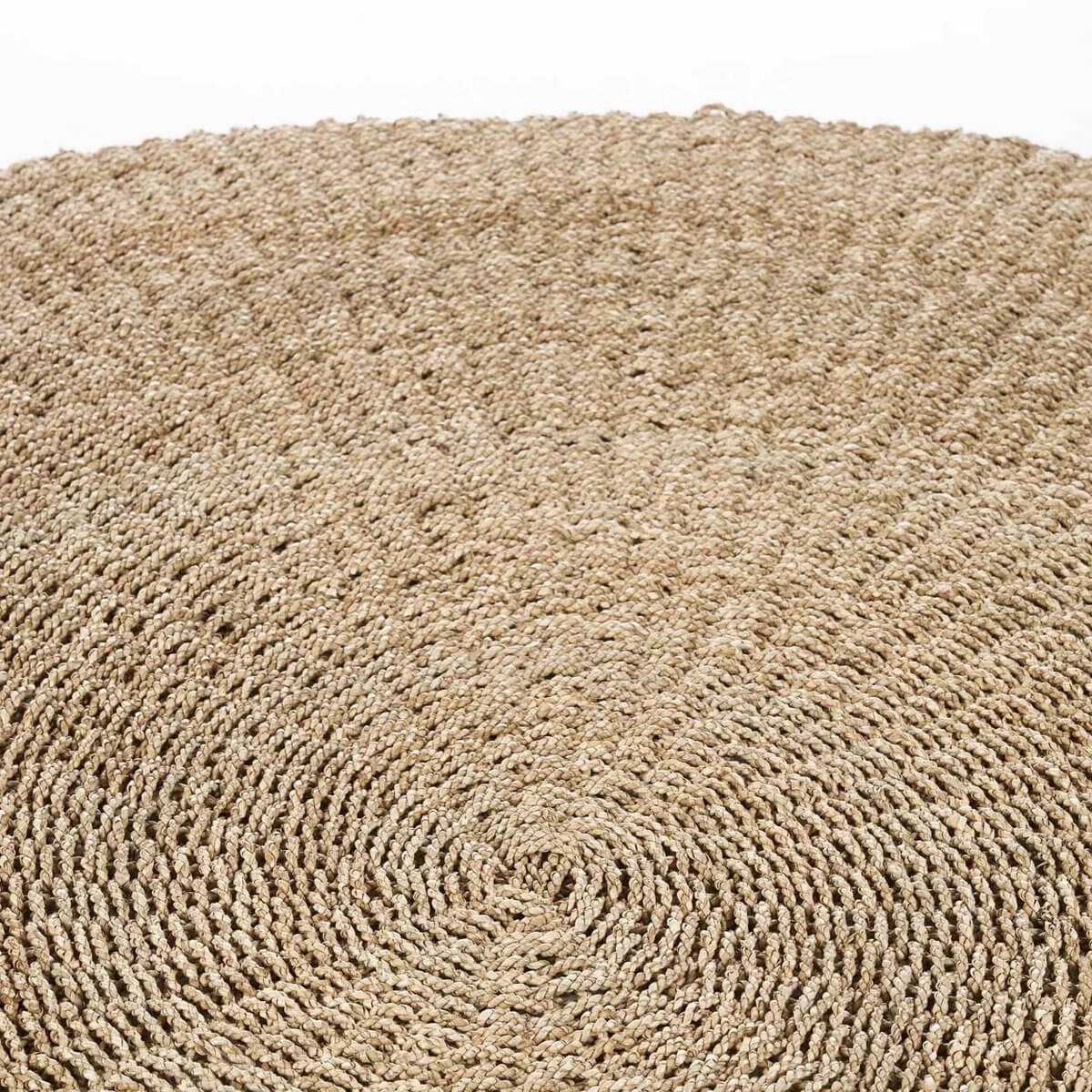 Het I'm Tapijt - Naturel - sisal vloerkleed met bohemian stijl, warme aardse tinten en geweven textuur voor interieurinrichting.