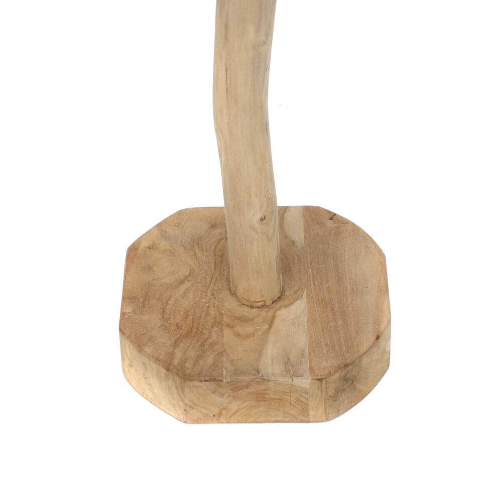 Teakhouten kapstok met een natuurlijk boho karakter voor badkamer, slaapkamer of buitenruimte.
