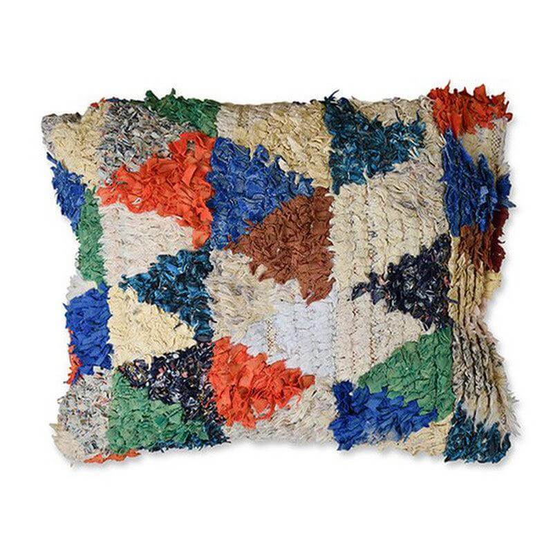 Marokkaans vintage kussen gemaakt van Berberkleed, kleurrijk en uniek design. Perfect voor een stijlvolle woon- of slaapkamer.