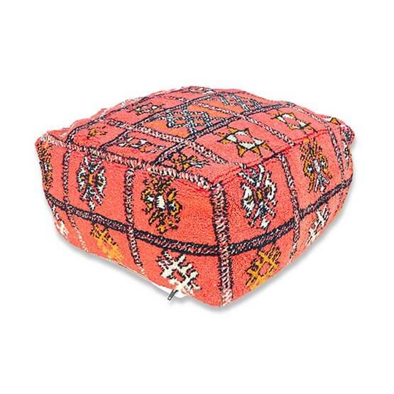 Handgemaakt Marokkaans vloerkussen K1051, exotisch en stijlvol, perfect voor woon- en slaapkamer, rood patroon.