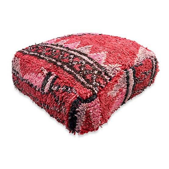 Marokkaans vloerkussen K1073 met kleurrijk patroon, handgemaakt in traditionele stijl voor warmte en stijl in huis