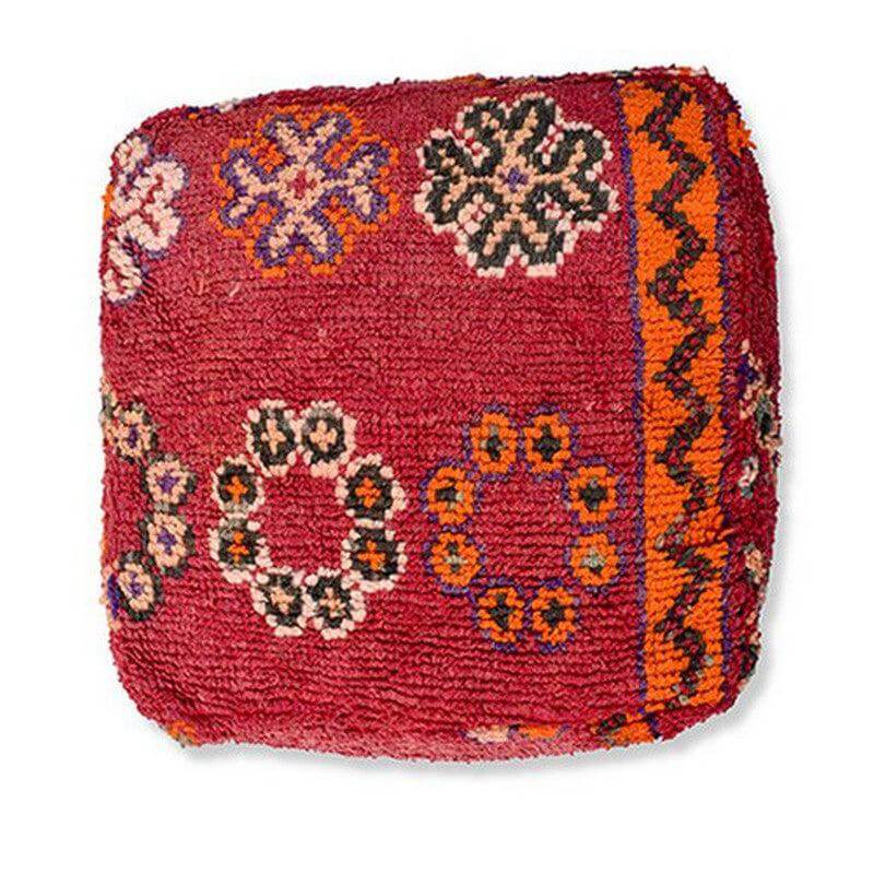 Uniek Marokkaans vloerkussen in bohemian stijl, handgemaakt van vintage berberkleed. Rood met kleurrijk patroon, geen tweede van.