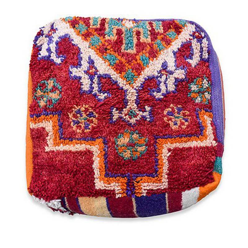 Uniek Marokkaans vloerkussen K1163, kleurrijke bohemian stijl, handgemaakt van vintage berberkleed, woonkamer sfeermaker.