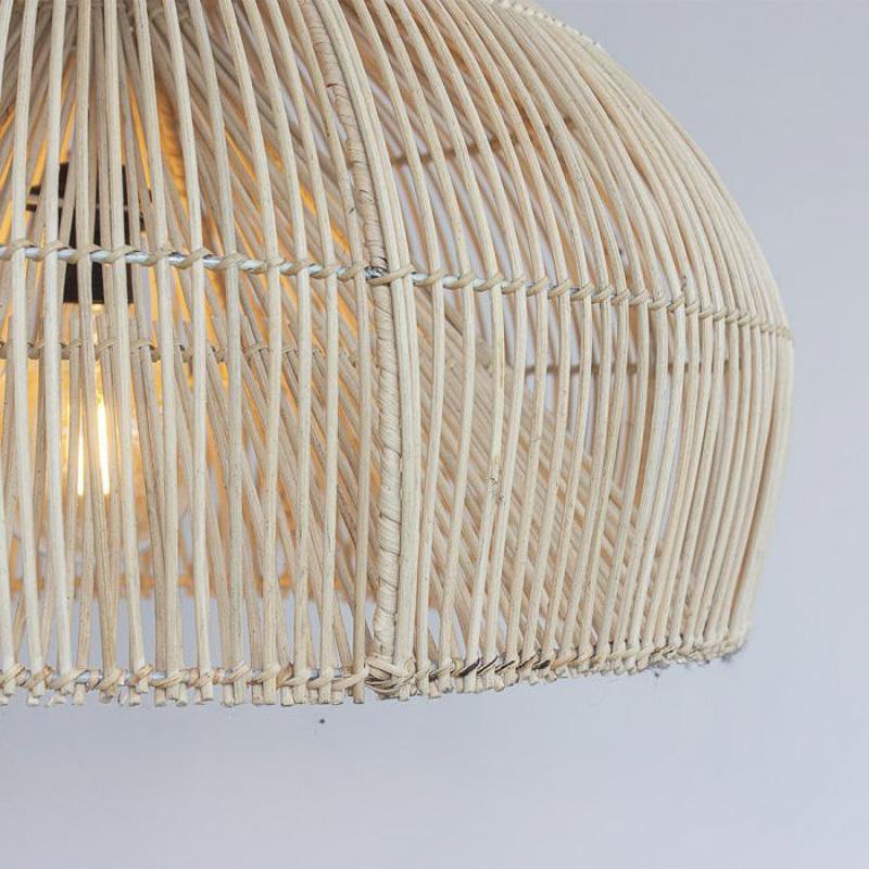 Rotan hanglamp Maggie handgemaakt bohemian design voor moderne en Scandinavische interieurs, creëert warme sfeer in huis.