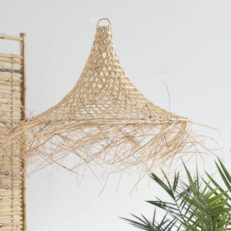 Rotan hanglamp Yao voor een bohemian sfeer, gemaakt van duurzame materialen. Perfect voor een relaxte Ibiza vibe in huis.