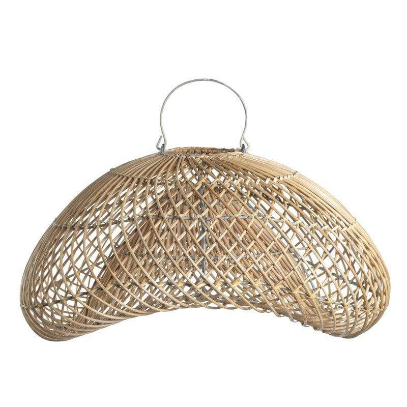 Rotanlamp PADMA handgemaakte lampenkap, natuurlijke vezels, ovale structuur, warme lichtpatronen, duurzaam en plasticvrij ontwerp.