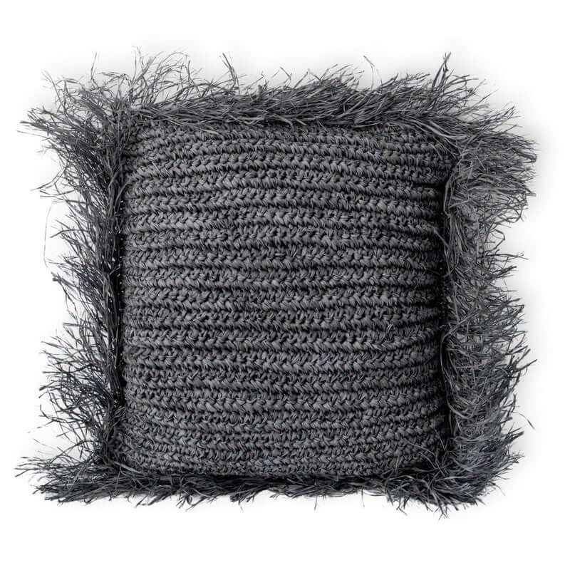 Sierkussen GANDI van Raffia 40x40, antraciet, handgemaakt, duurzaam en eerlijke handel, perfect voor woondecoratie.
