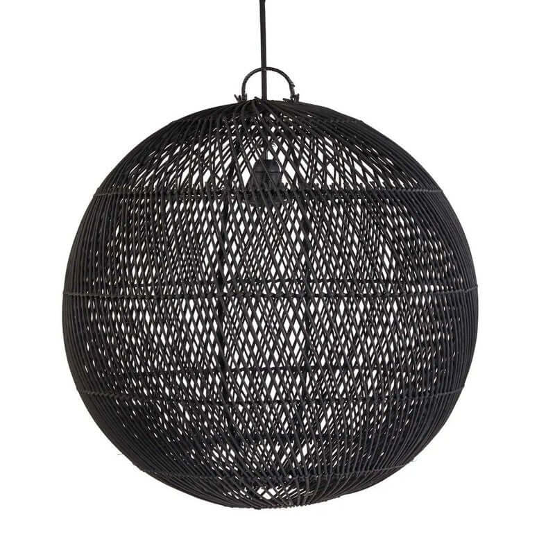 Alt Tag: De Bubble Pendant - Zwart - M, een speels design met rattan bollen, perfect voor modern, boho of eigentijds interieur.