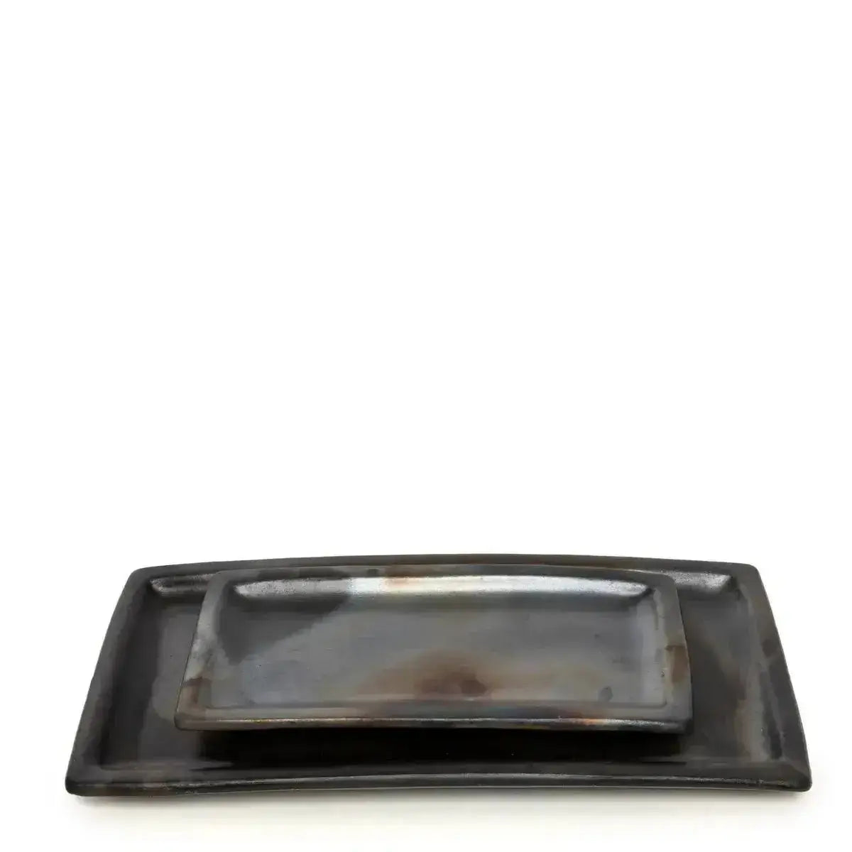 The Burned Sushi Bord - Zwart - L-Servies burned-Bazar Bizar Living-Ik Hout ervan.
