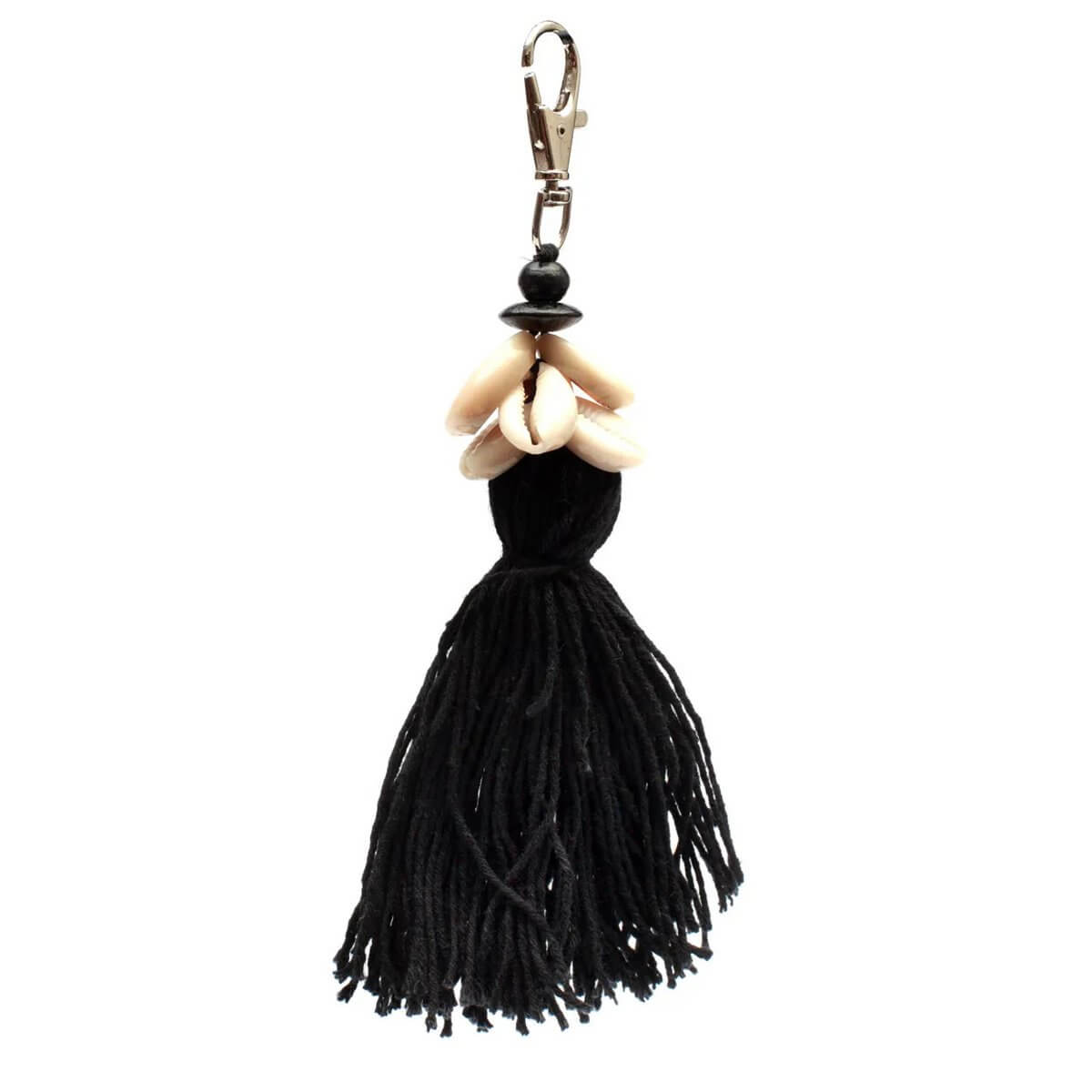 Black Bohemian keychain with cowrie shells and cotton tassel, adding coastal elegance to accessories.