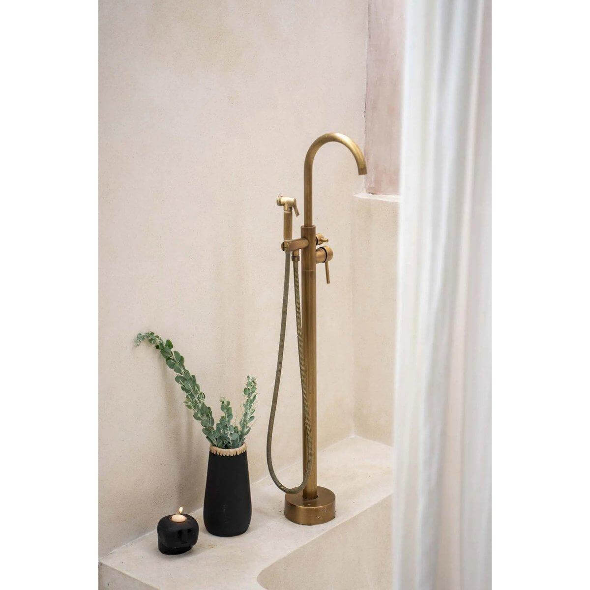 The Sneaky Vaas- Zwart - M-vazen-Bazar Bizar Living-Ik Hout ervan.