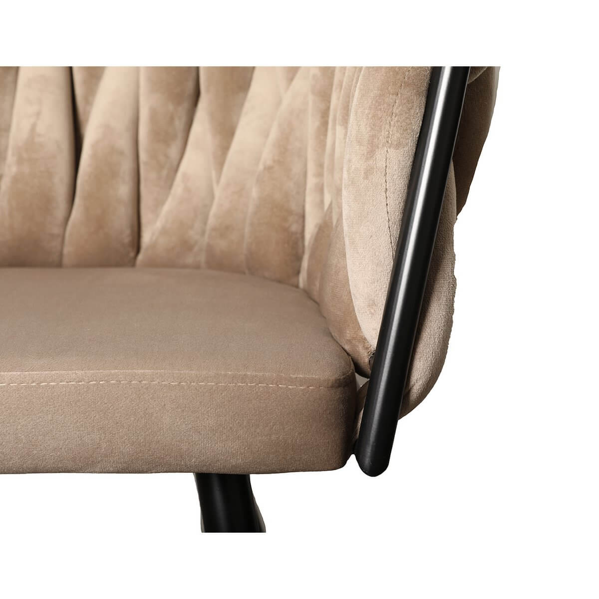 Close-up van de Wave stoel zandwit met weefpatroon in rugleuning, een moderne eyecatcher voor uw interieur, set van 2.