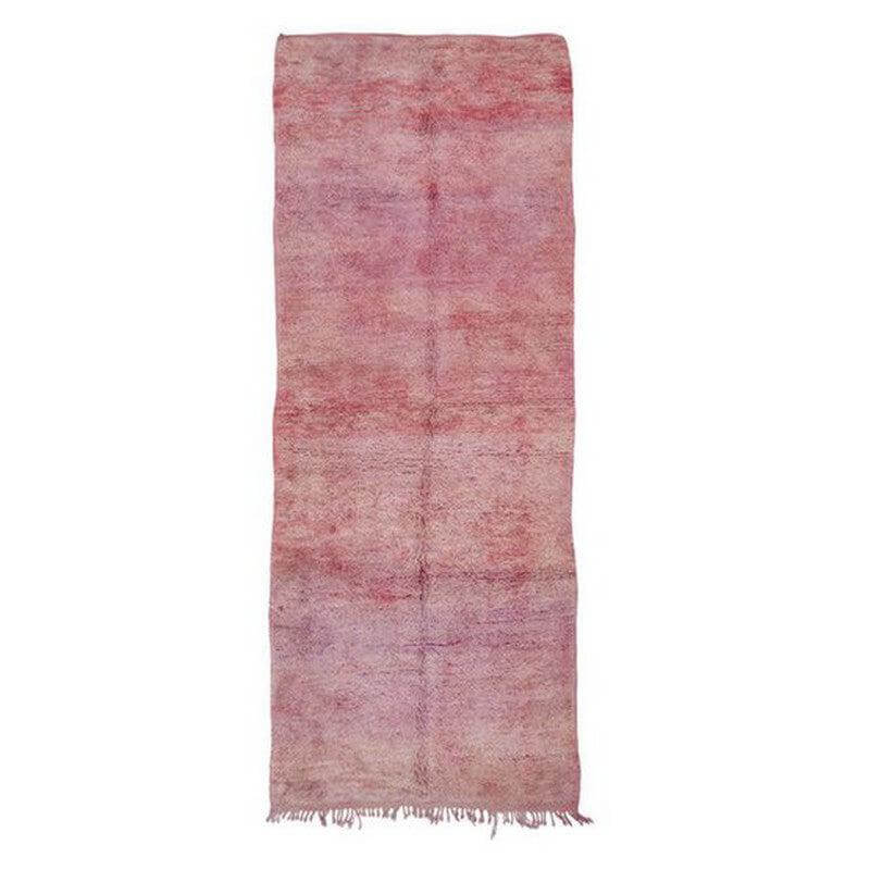Marokkaans Berber Beni Mguild tapijt 3,1x1,7m met geometrische patronen en vervaagde kleuren, perfecte vintage uitstraling.