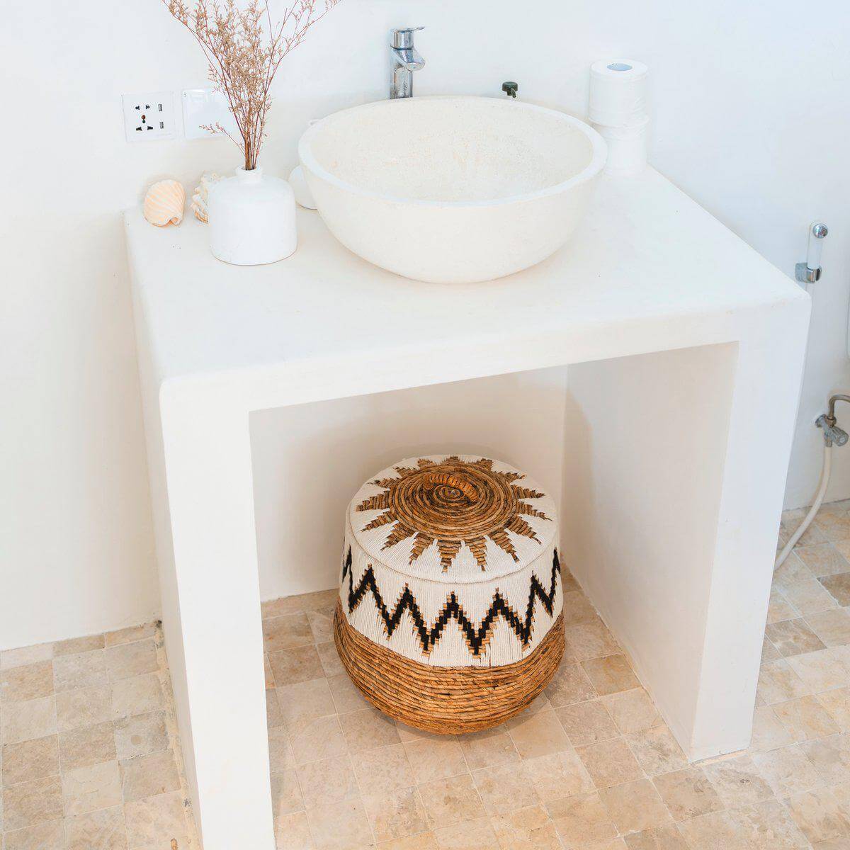 Boho wasmand PALEM rond onder modern badkamermeubel