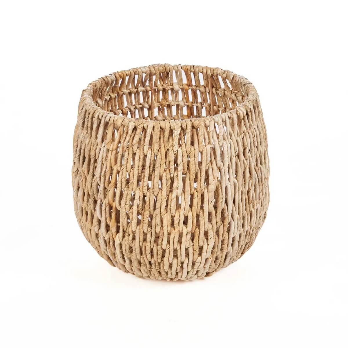 Bohemian De Louh Louh Mand, handcrafted banana leaf basket, perfect for stylish decor and storage, showcasing natural elegance.