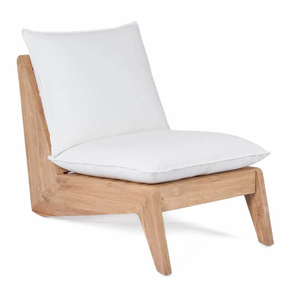 De Luie Eenzit Loungestoel van gerecycled teakhout met comfortabele buitenkussens, ideaal voor tuin of terras.