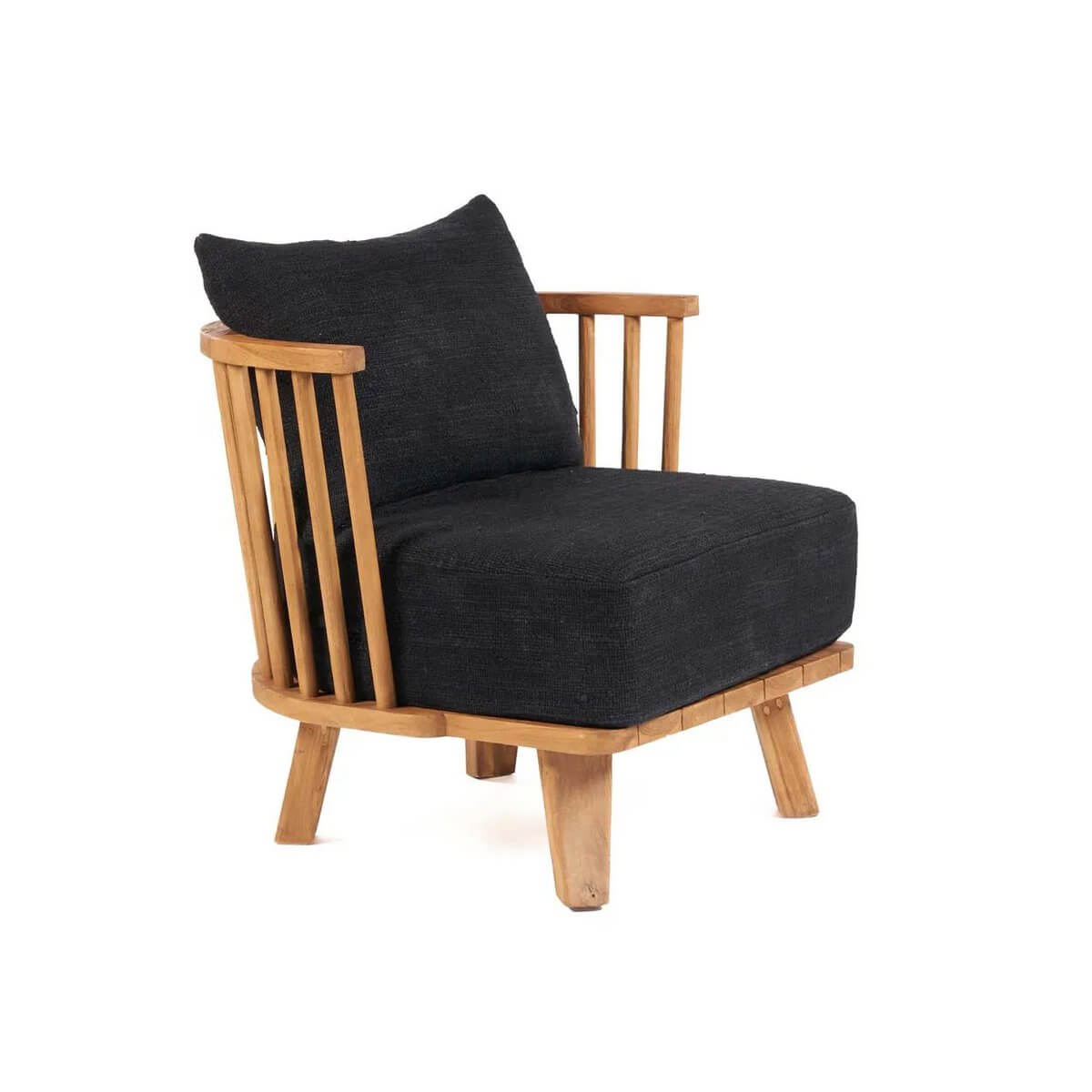 De Malawi Eenzitsbank in natuurlijk zwart, bohemian stijl met teakhouten frame en zachte kussens, ideaal voor binnen- en buitenruimtes.