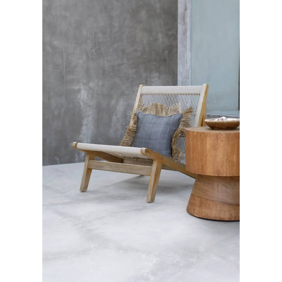 De Mitcha Kruk - Naturel with bohemian style, modern wood stool or side table, perfect for home decor with elegant natural finishes.
