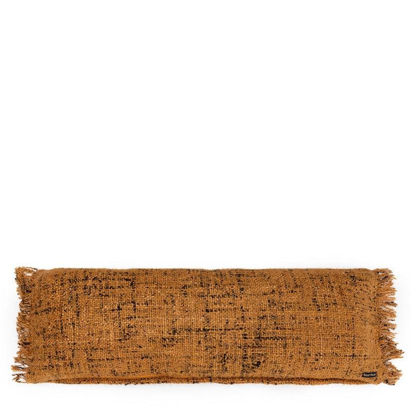 De Oh My Gee Kussenhoes - Cinnamon Zwart - 35x100 Bazar Bizar Dit katoenen kussen voegt een mooi textuurelement toe aan uw stoffering. Een onmisbaar stuk om een boho vibe toe te voegen aan uw woonkamer, slaapkamer of zelfs in de tuin of op het overdekte t