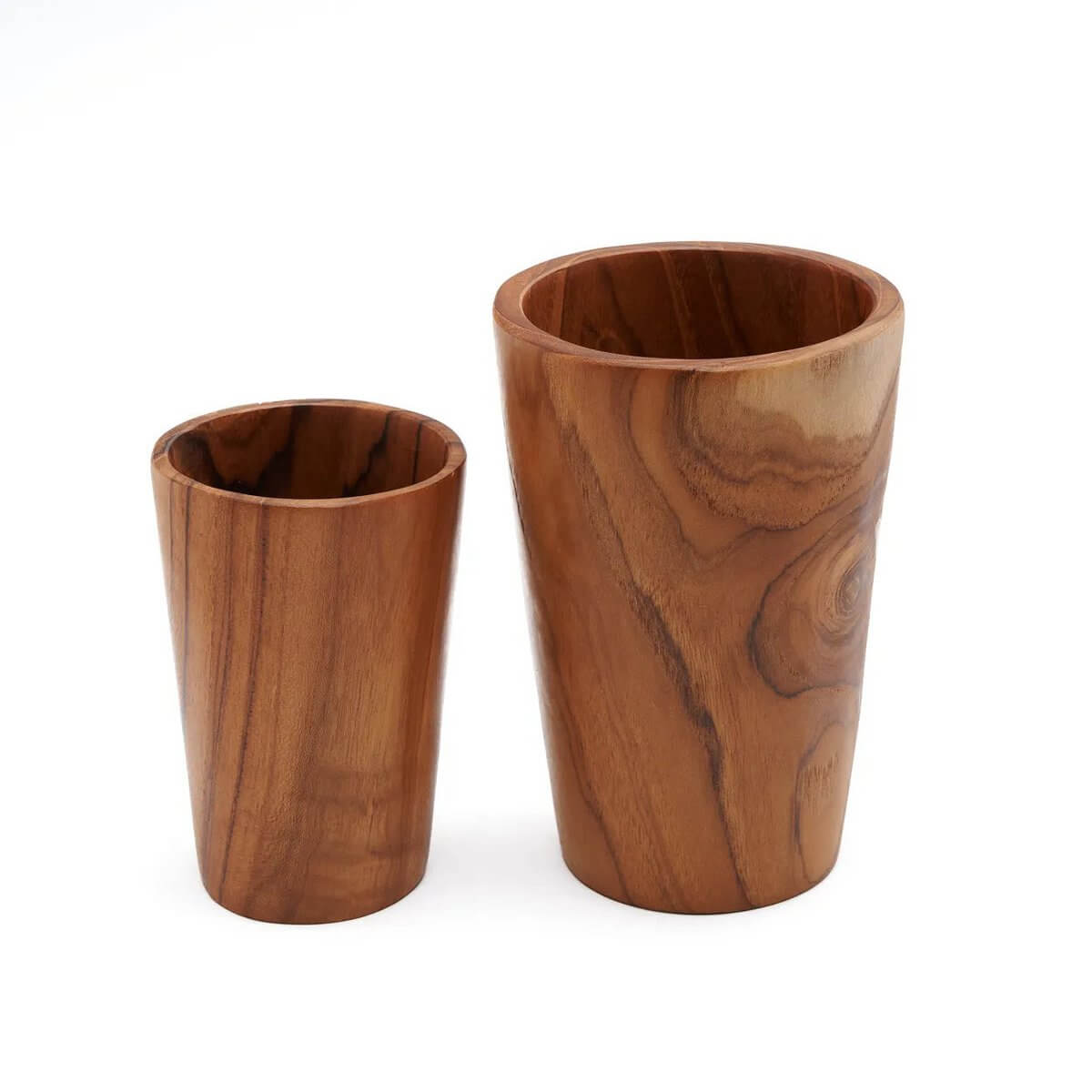 Bohemian-style teak wood cups showcasing natural grain patterns, perfect for adding an organic touch to your tableware collection.