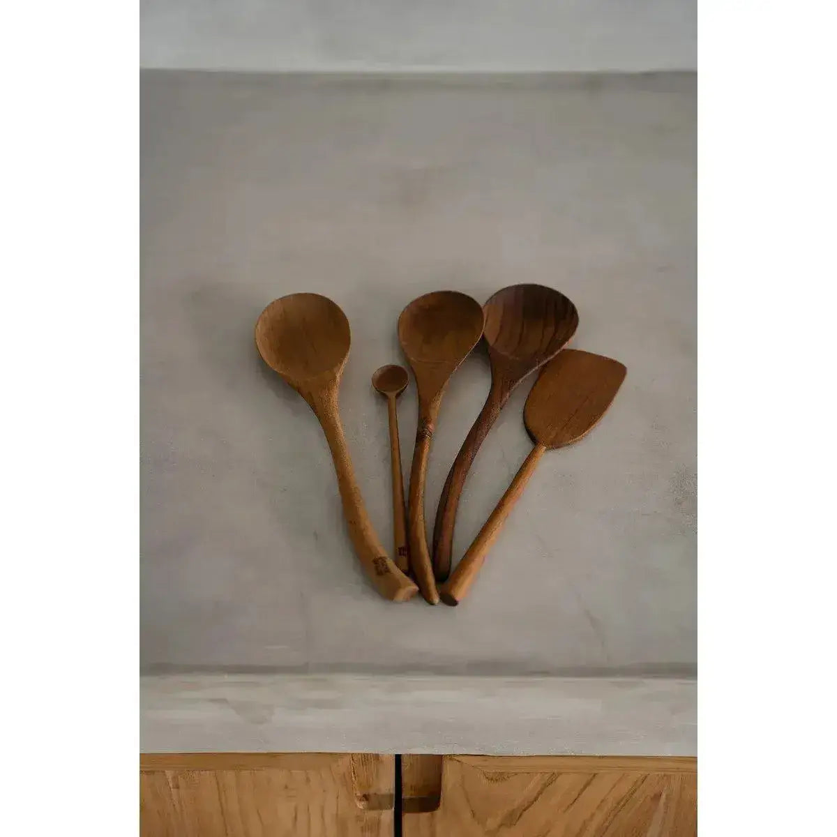 De Teakwortellepel - S-Servies-Bazar Bizar Living-Ik Hout ervan.