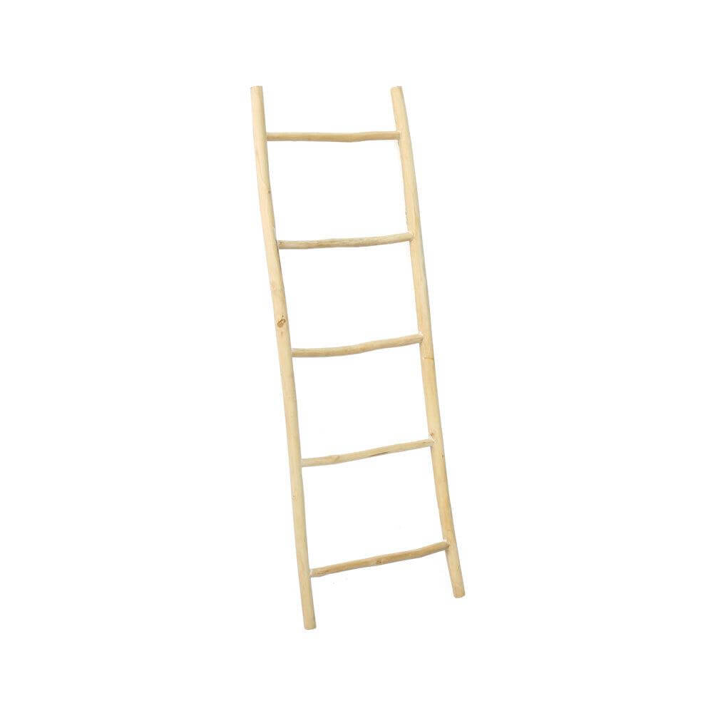 Boho ladder van massief teakhout voor handdoeken en plaids, decoratief en natuurlijk voor badkamer, woonkamer of buitenruimte.