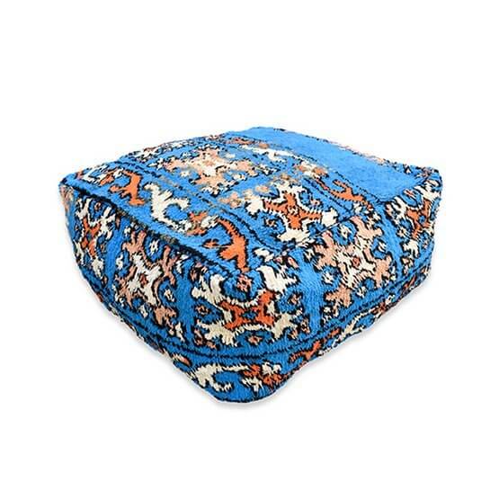 Marokkaans vloerkussen - K1137, handgemaakt van vintage Berberkleed, unieke bohemian eyecatcher voor woon- of slaapkamer.