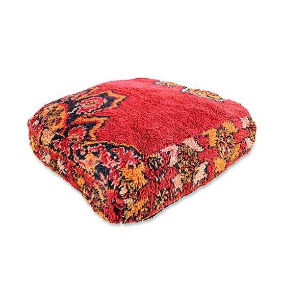 Marokkaans vloerkussen K809, handgemaakt van vintage berberkleed, bohemian stijl, eyecatcher voor woon- of slaapkamer.