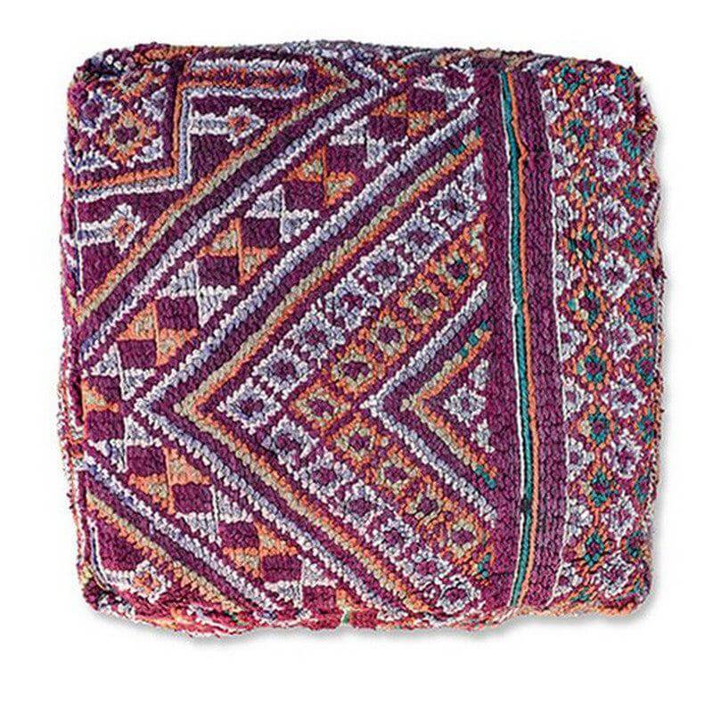 Handgeweven Marokkaans vloerkussen K848 met kleurrijk patroon, perfect voor exotische huisdecoratie. Uniek en comfortabel.