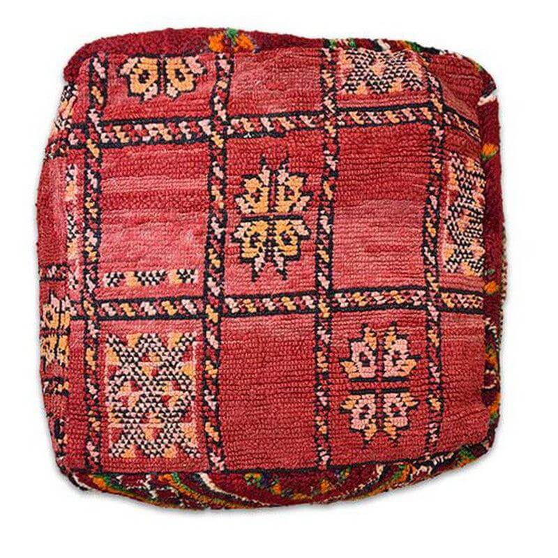 Marokkaans vloerkussen K871: uniek en handgemaakt vintage vloerkleed, rood en bohemian stijl voor woon- of slaapkamer.