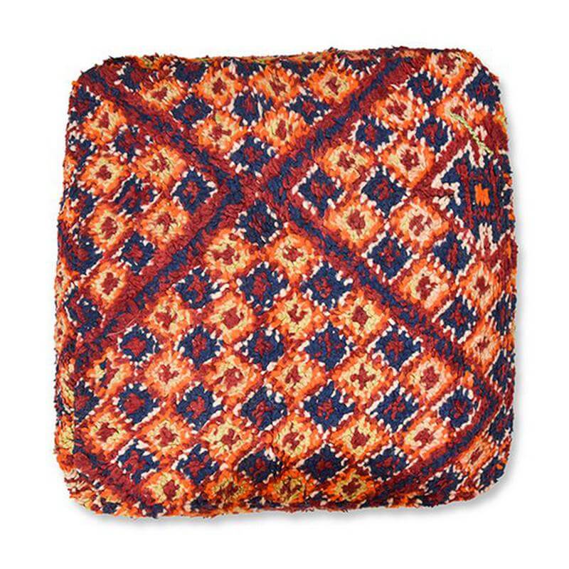 Marokkaans vloerkussen k584 met kleurrijk bohemian patroon, handgemaakt van vintage Berberkleed, uniek woondecoratie item.