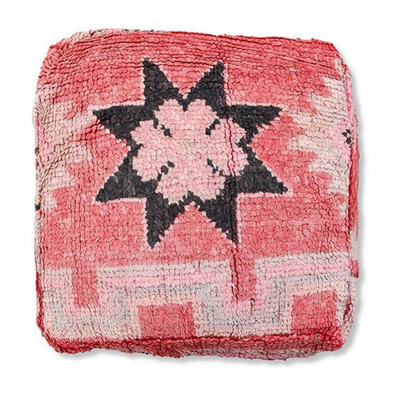 Marokkaans vloerkussen vintage met bohemian sterontwerp in roze en zwart, uniek en handgemaakt van Berberkleed, K1233.