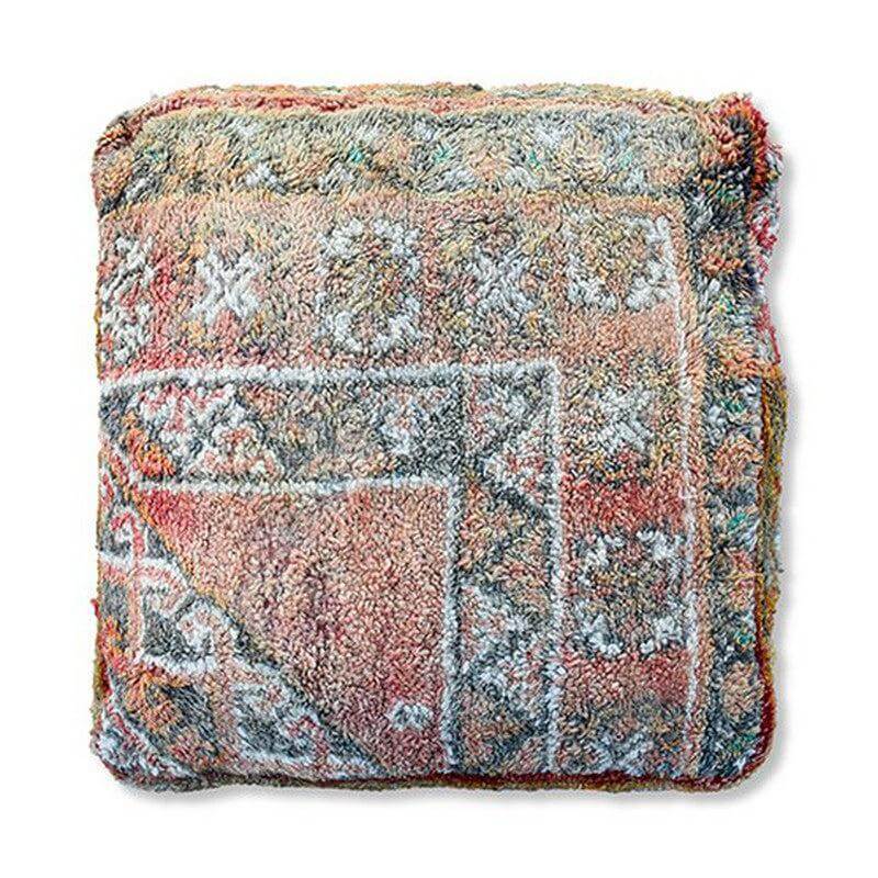 Vintage Marokkaans vloerkussen K1288 met bohemian stijl, gemaakt van authentiek Berberkleed. Handgemaakt en uniek design.