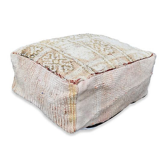 Marokkaans vintage vloerkussen K1414, handgemaakt van Berberkleed, bohemian sfeer voor woon- of slaapkamer, uniek en origineel design.