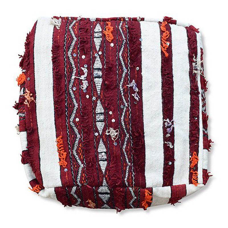 Vintage Marokkaans vloerkussen K1422 met bohemian design en handgemaakt berberpatroon, rood en wit gestreept.