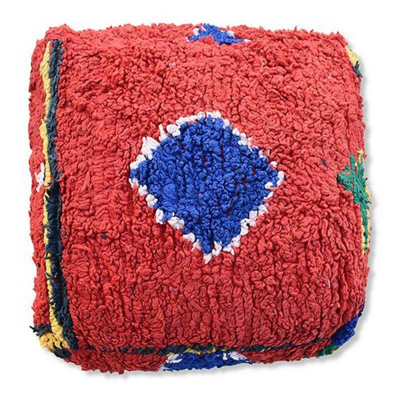 Marokkaans vintage vloerkussen K1439 met rood en blauw, bohemian sfeer voor woon- of slaapkamer, unieke Berberstijl.