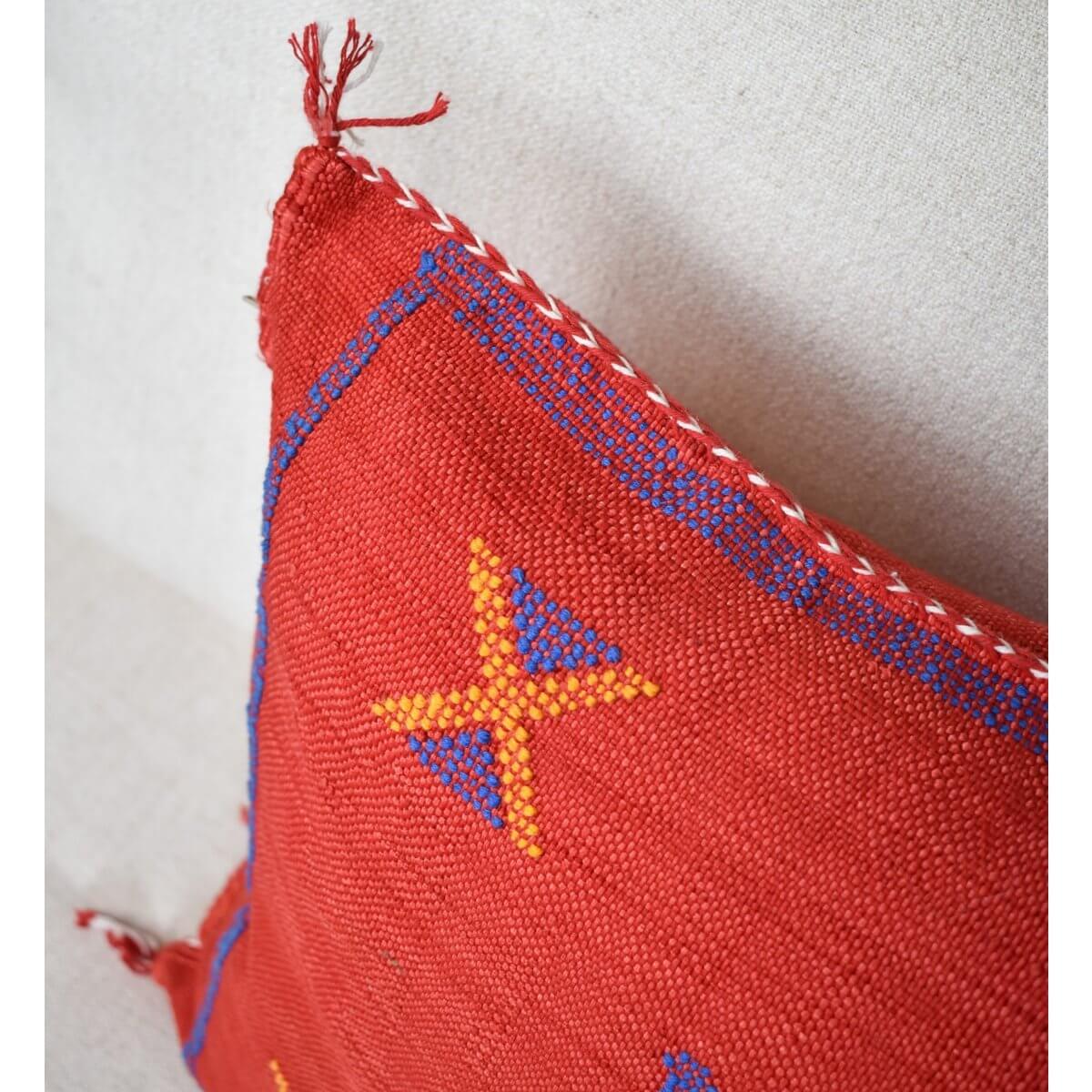 Sabra kussen SB121 in heldere kleuren met bohemian patroon, perfect voor een Ibiza-sfeer, geverfd met natuurlijke kleurstoffen.